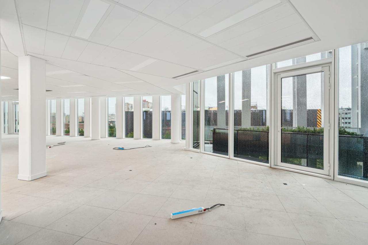Bureau Paris 4200m² Location bureau Paris OLBUR2100333 2